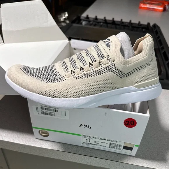 APL | Shoes | Apl Techloom Breeze In Cream And White | Poshmark display picture 1